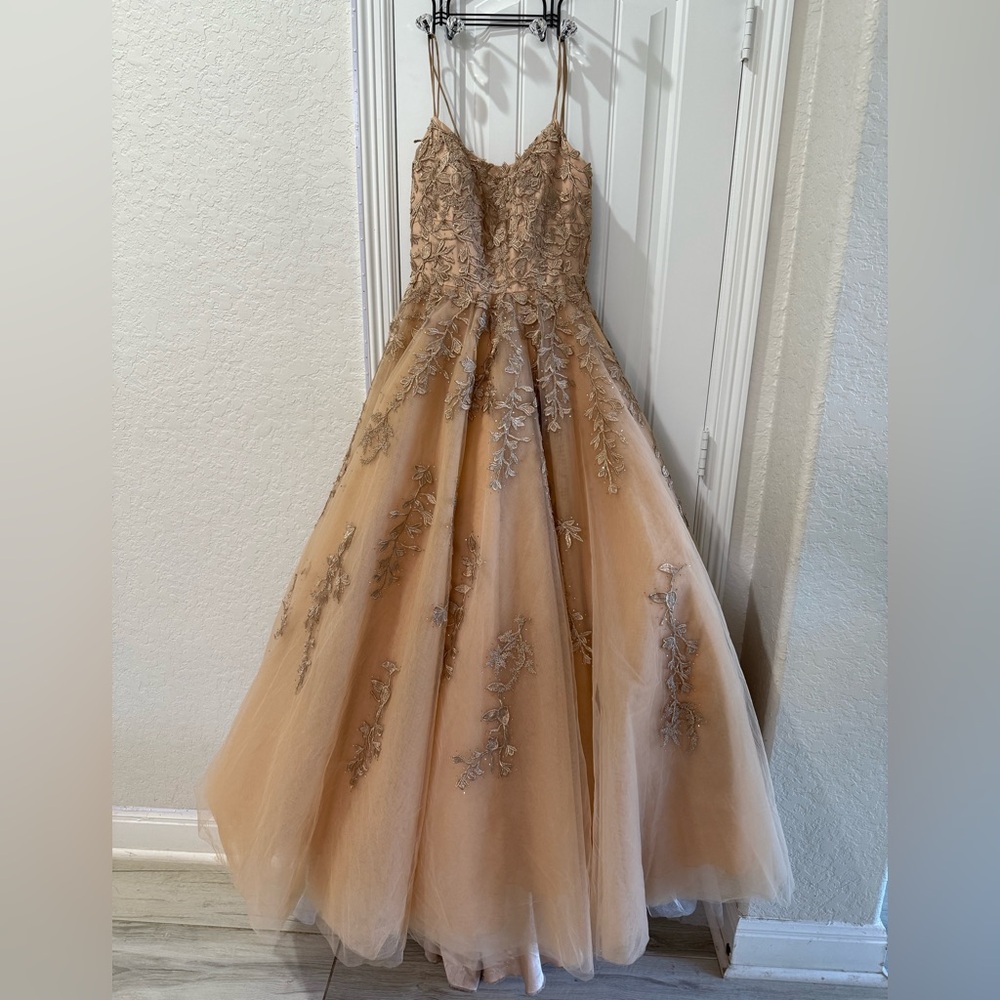 Sherri Hill Champagne Gown – Size 4 – Worn Once